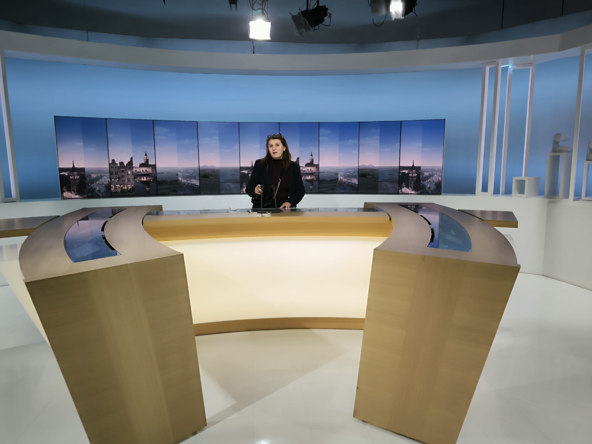 WhatsApp%20Image%202025-11-18%20at%2013.09.26 WhatsApp%20Image%202025-11-18%20at%2013.09.26